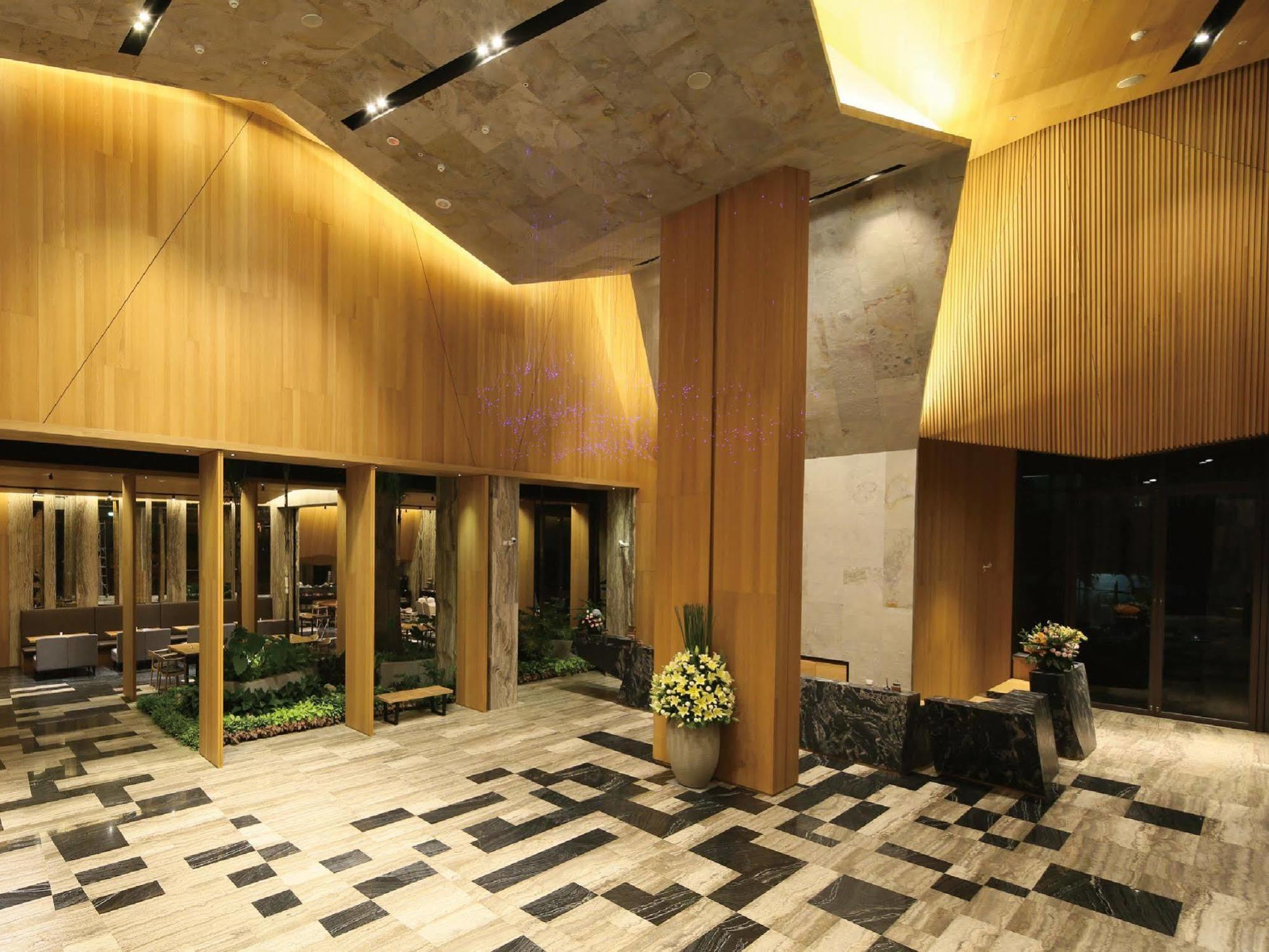 צ'יאיי סיטי South Urban Hotel מראה חיצוני תמונה